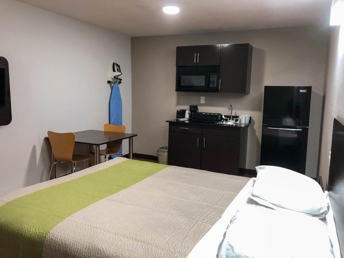 Studio 6 Wichita, Ks - Airport Екстериор снимка
