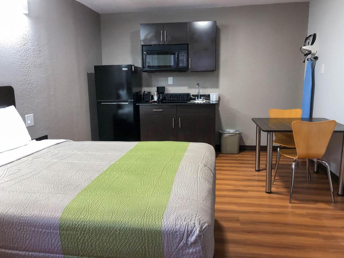 Studio 6 Wichita, Ks - Airport Екстериор снимка