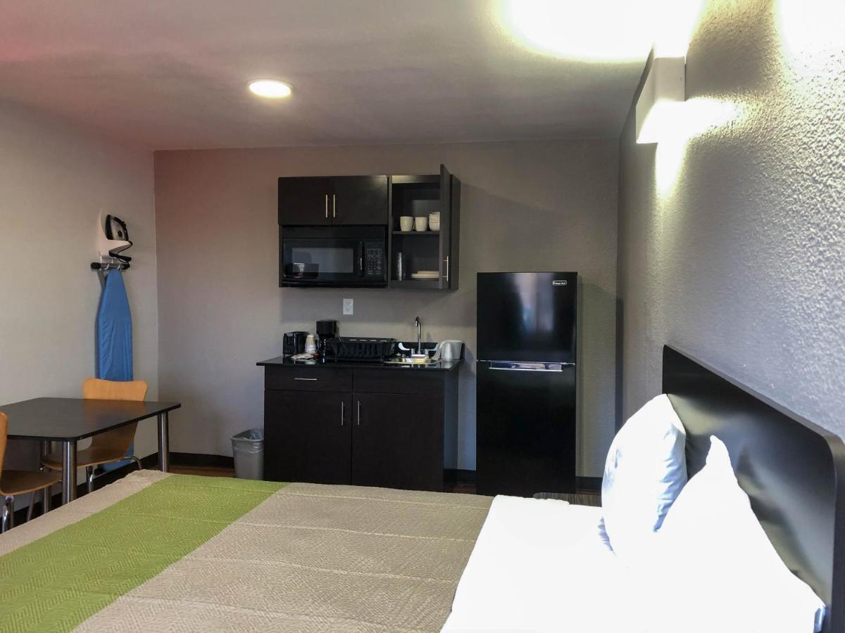 Studio 6 Wichita, Ks - Airport Екстериор снимка